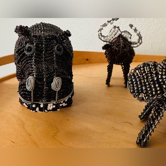 Handcrafted Beaded Animal Figurines - Picture 16 of 16